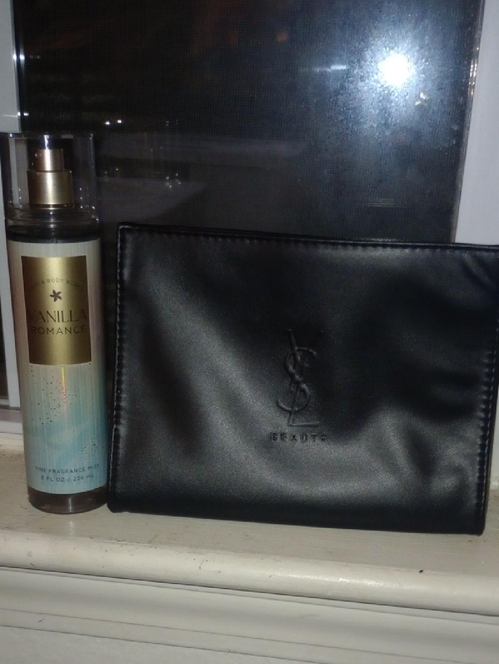 beaute Black Cosmetic Bag